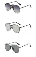 Load image into Gallery viewer, Classic Aviator Fashion Sunglasses
