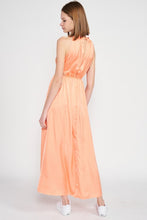 Load image into Gallery viewer, SLEEVELESS MAXI DRESS WITH CUTOUT
