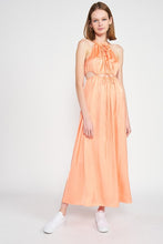 Load image into Gallery viewer, SLEEVELESS MAXI DRESS WITH CUTOUT
