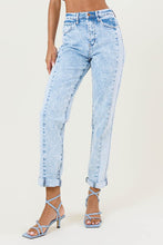 Load image into Gallery viewer, HIGH RISED COLOR BLOCK BOYFRIEND JEANS
