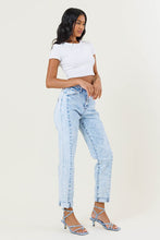 Load image into Gallery viewer, HIGH RISED COLOR BLOCK BOYFRIEND JEANS
